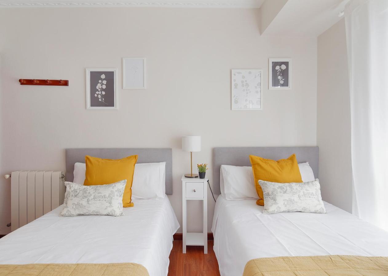 115A - Amplia Vivienda En Playa San Lorenzo Gijón Exteriör bild