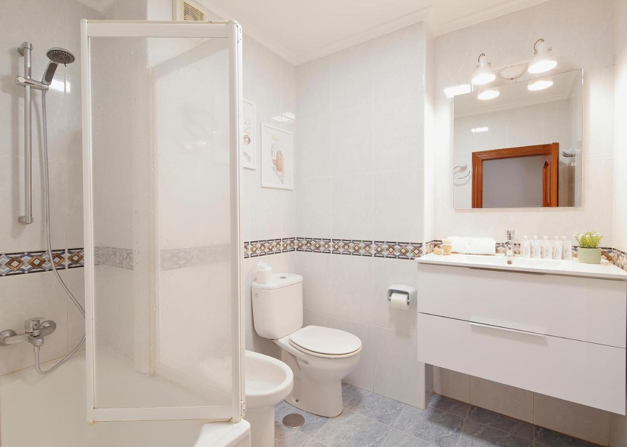 115A - Amplia Vivienda En Playa San Lorenzo Gijón Exteriör bild