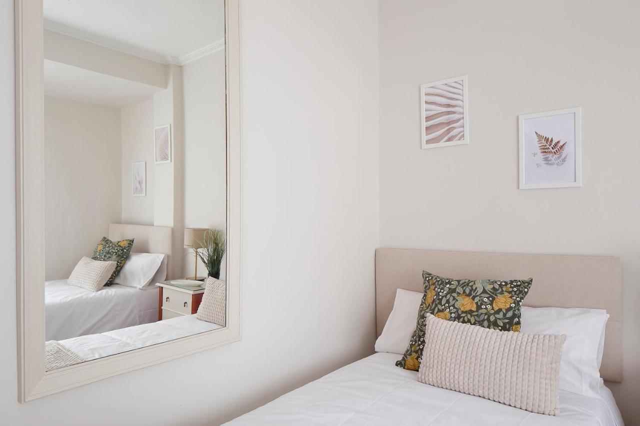 115A - Amplia Vivienda En Playa San Lorenzo Gijón Exteriör bild
